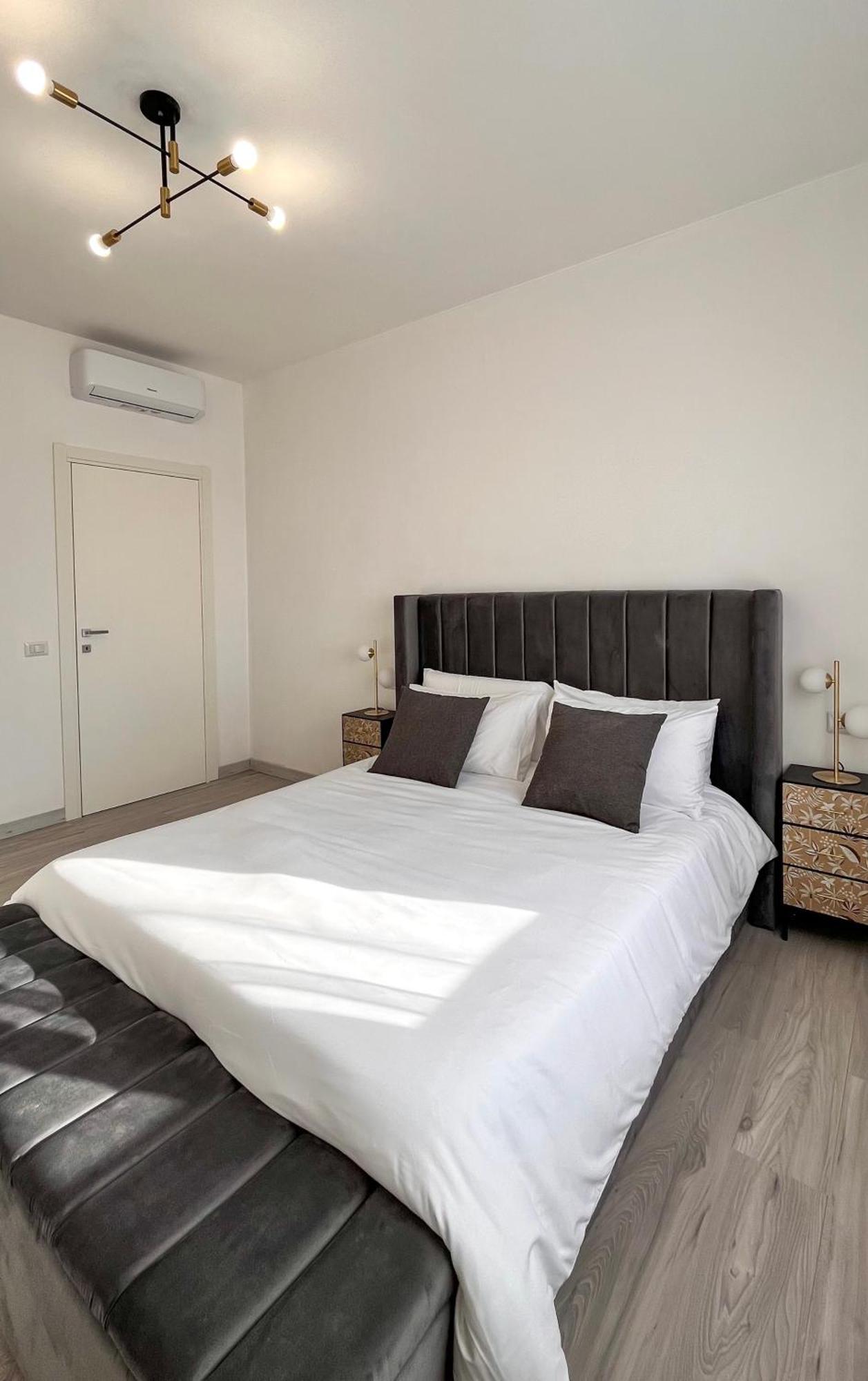 Hotel Dream & Relax San Donato Milanese Exterior foto